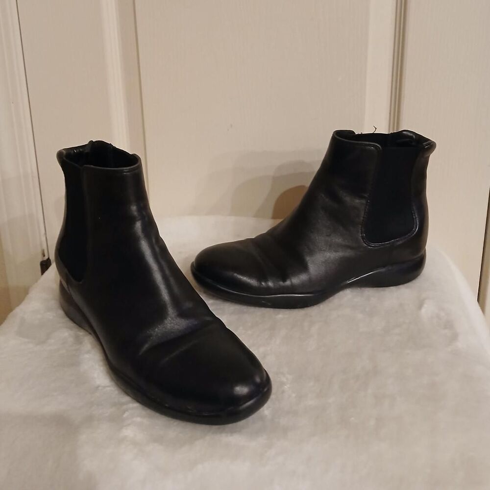 Prada Sport Side Gore Black Leather Short Chelsea Ankle Boots 38.5 Minimalist